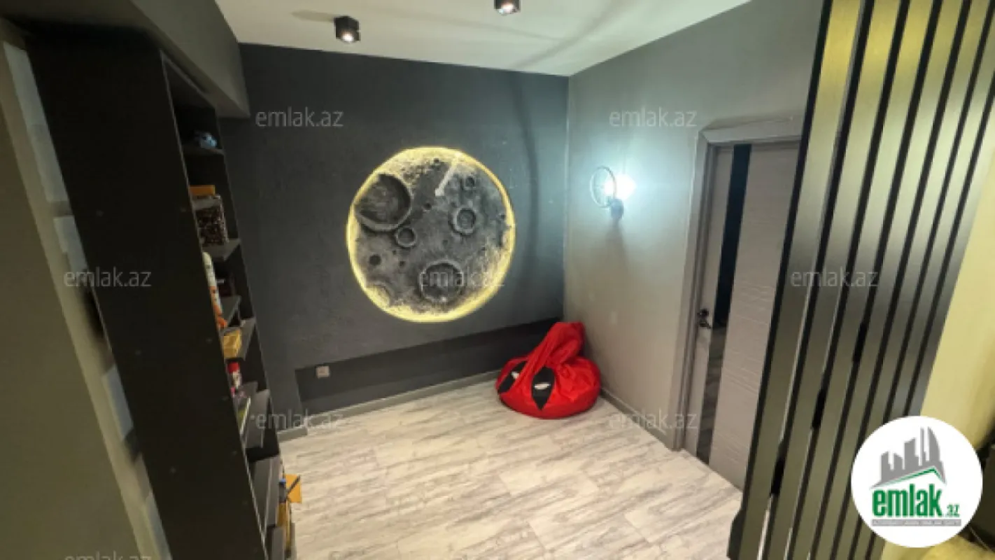 Satılır 3 otaqlı köhnə tikili 60 m²