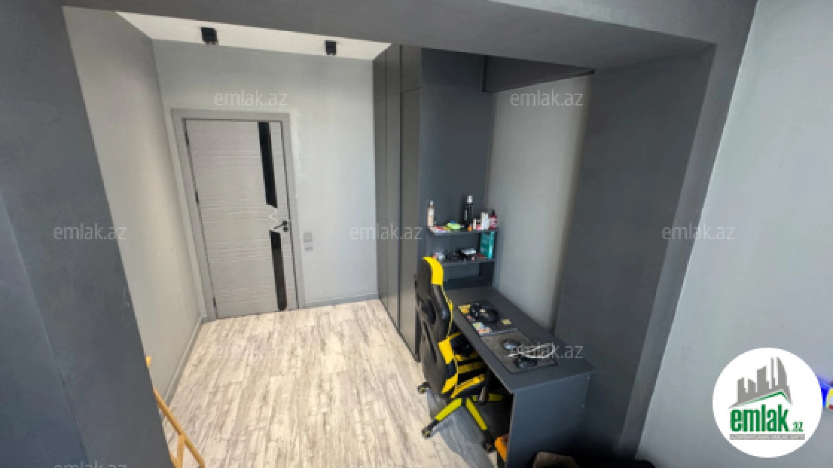 Satılır 3 otaqlı köhnə tikili 60 m²