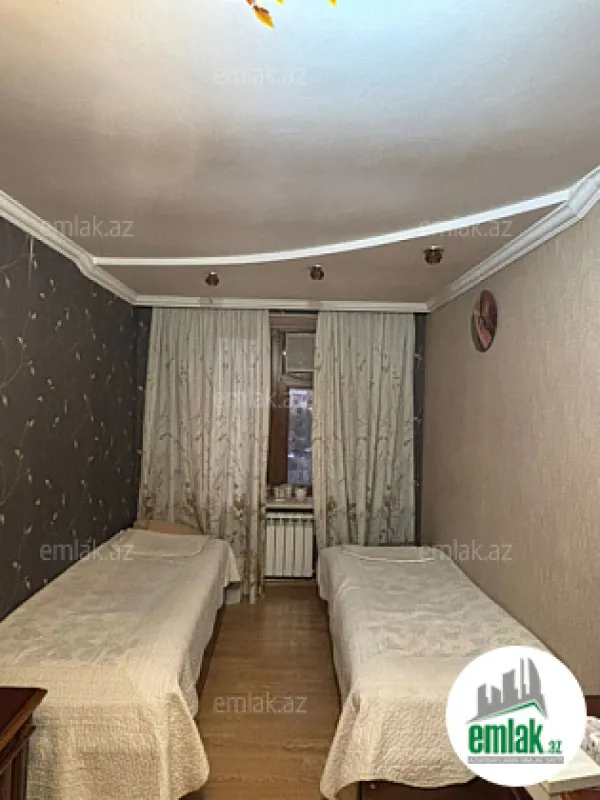 Satılır 3 otaqlı köhnə tikili 63 m²
