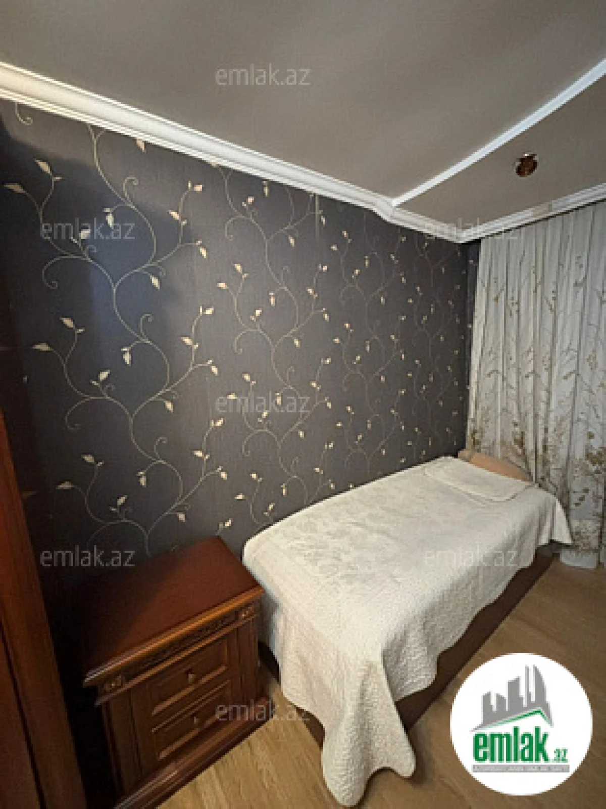 Satılır 3 otaqlı köhnə tikili 63 m²