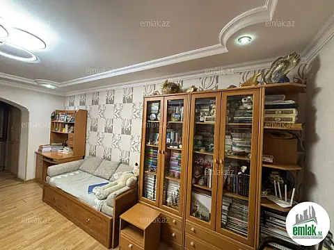Satılır 3 otaqlı köhnə tikili 63 m²