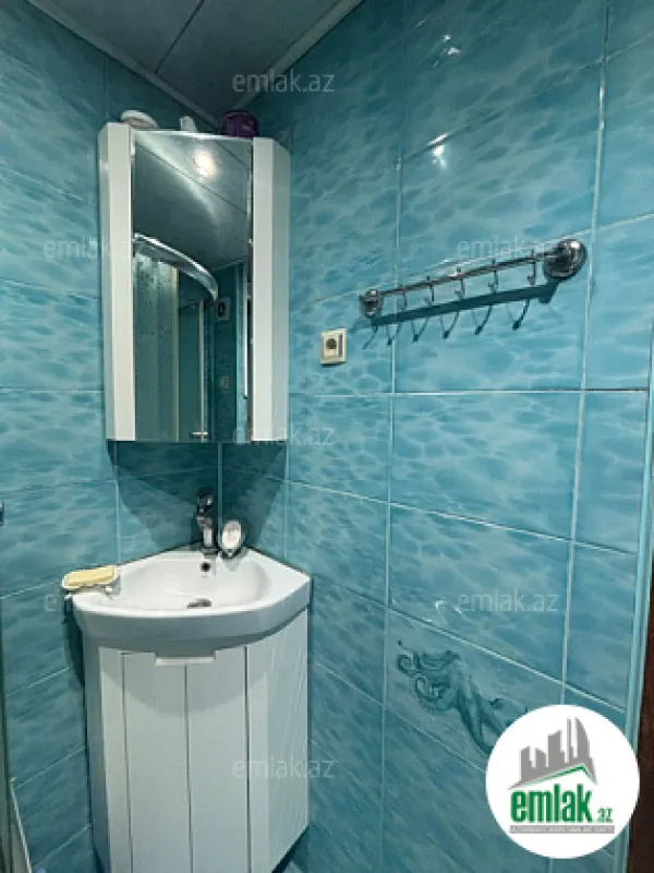 Satılır 3 otaqlı köhnə tikili 63 m²