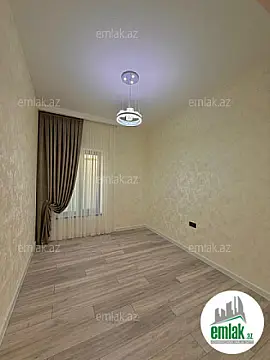 Satılır 4 otaqlı mənzil 150 m²