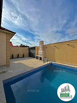 Satılır 4 otaqlı mənzil 140 m²