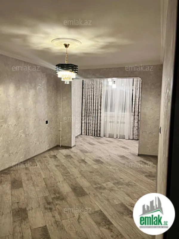 Satılır 2 otaqlı köhnə tikili 60 m²