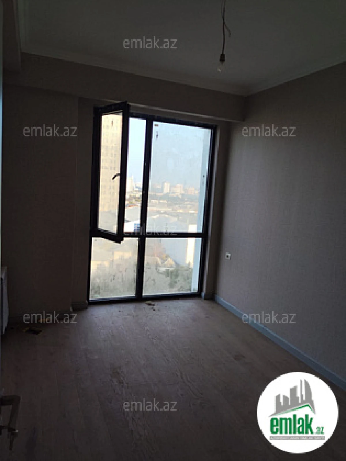 Satılır 2 otaqlı yeni tikili 61 m²