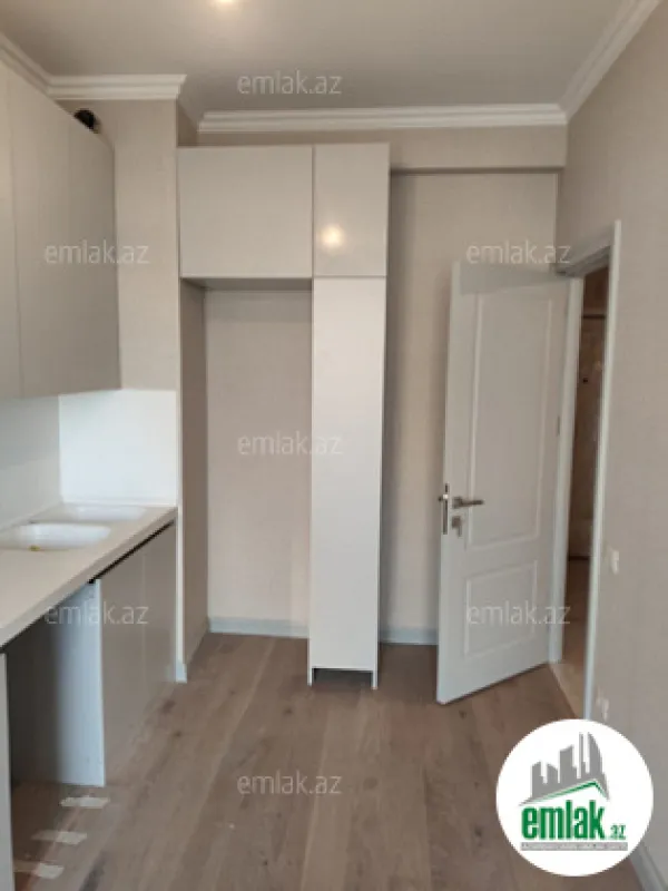 Satılır 2 otaqlı yeni tikili 61 m²