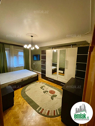 Satılır 2 otaqlı köhnə tikili 68 m² — Bakı 2 otaq 68.00 m²