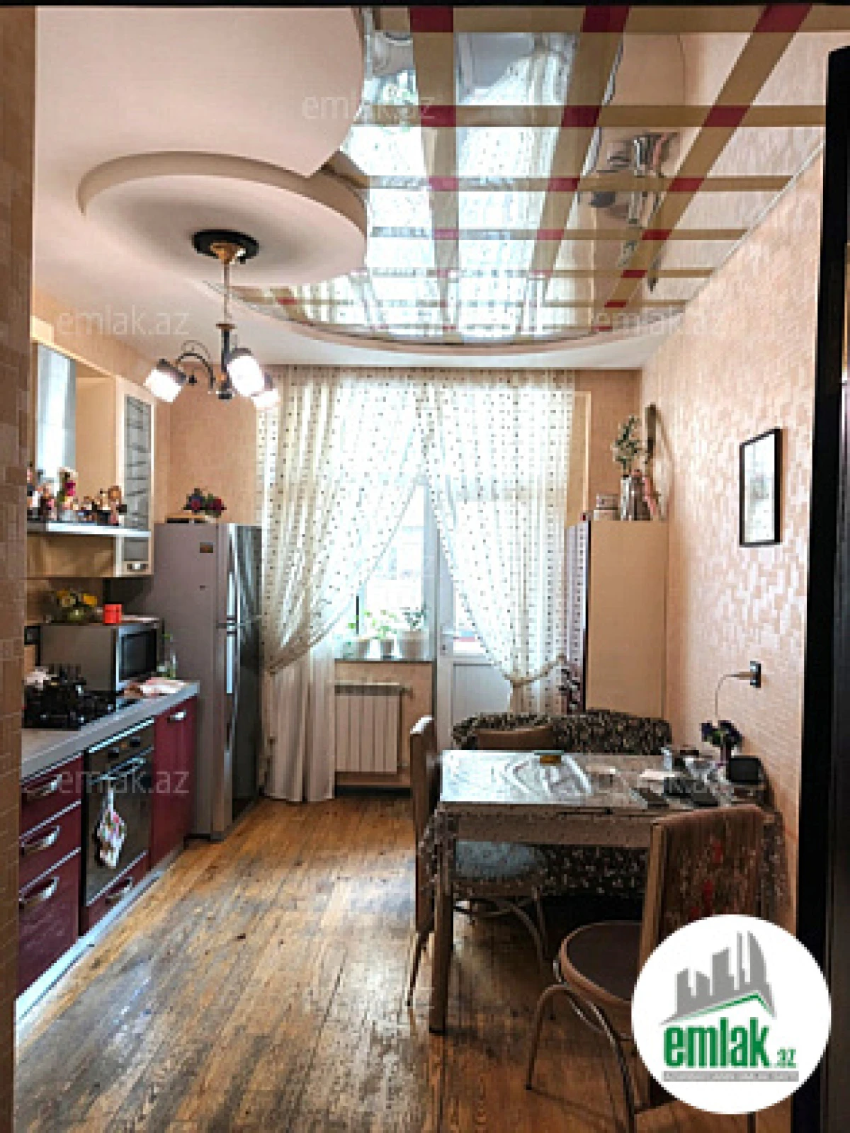 Satılır 2 otaqlı yeni tikili 95 m²