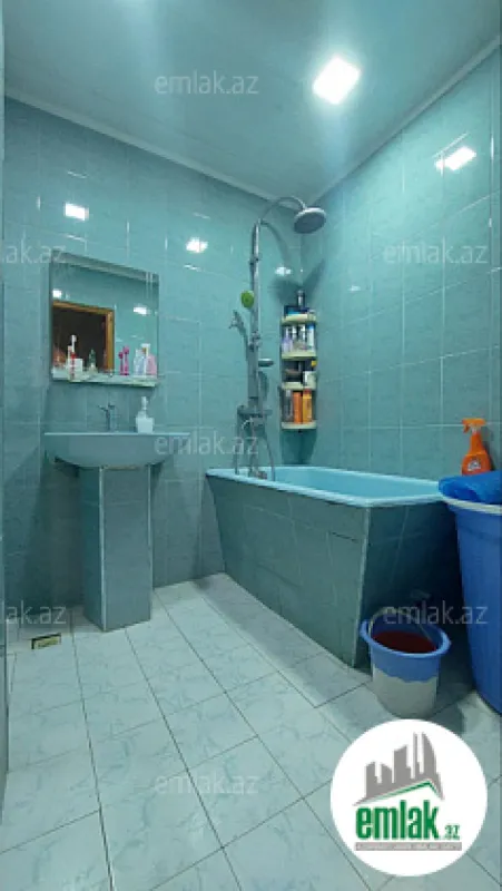 Satılır 3 otaqlı köhnə tikili 85 m²