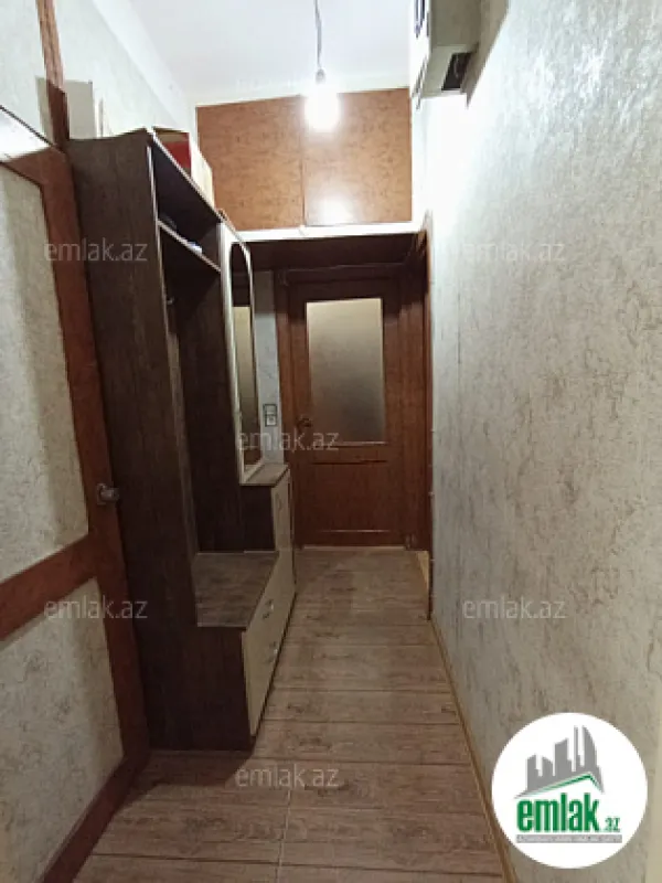Satılır 3 otaqlı köhnə tikili 70 m²