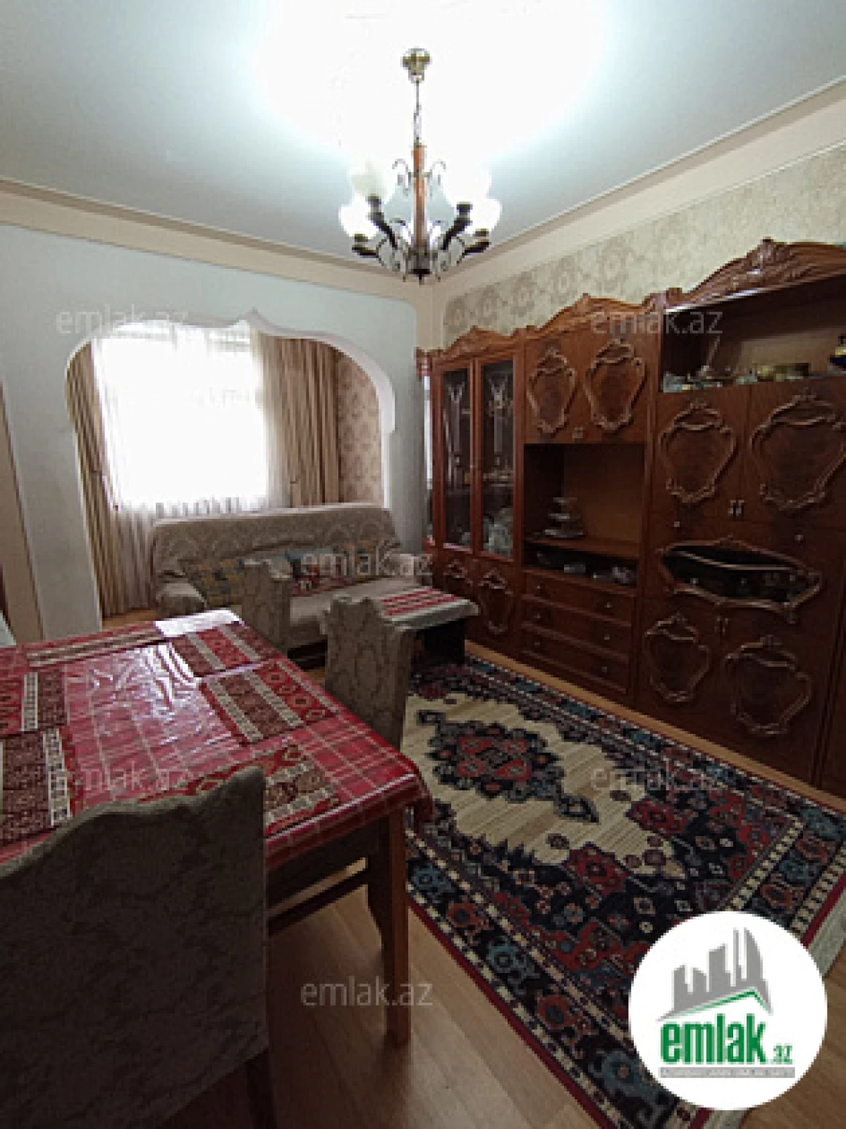 Satılır 3 otaqlı köhnə tikili 70 m²