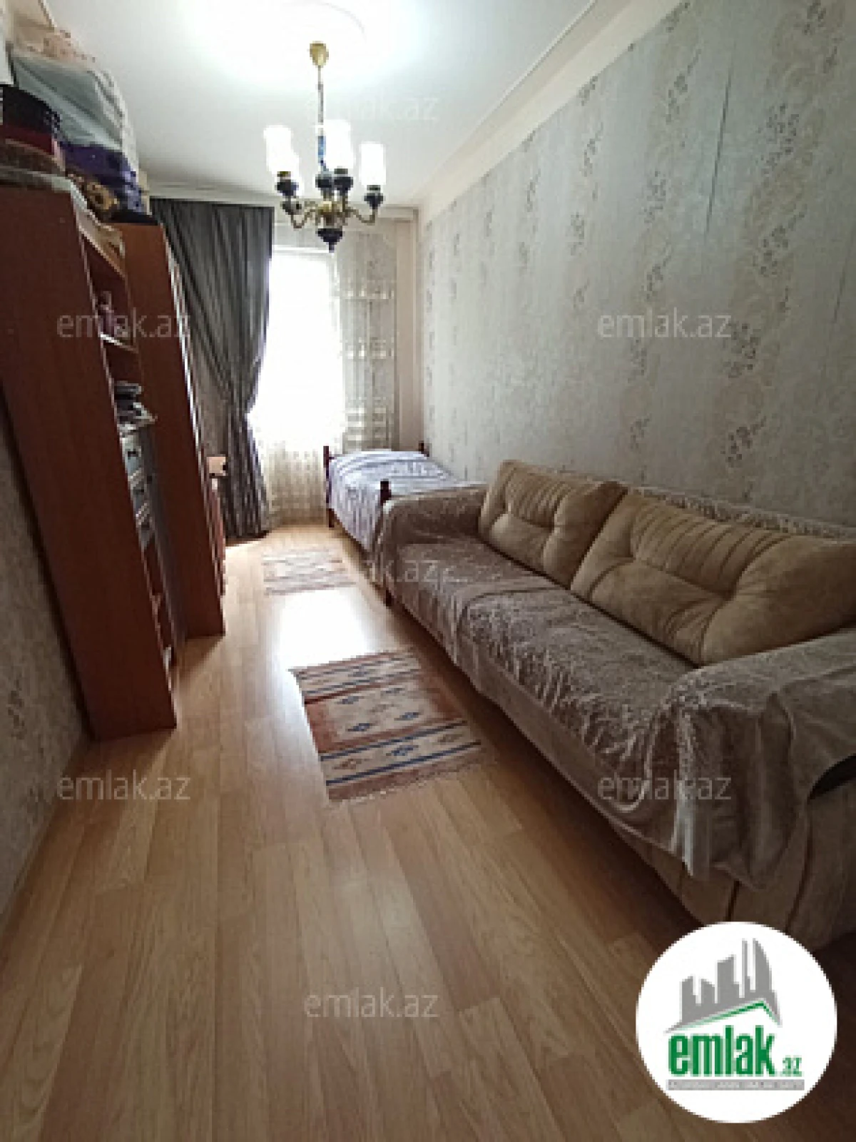 Satılır 3 otaqlı köhnə tikili 70 m²
