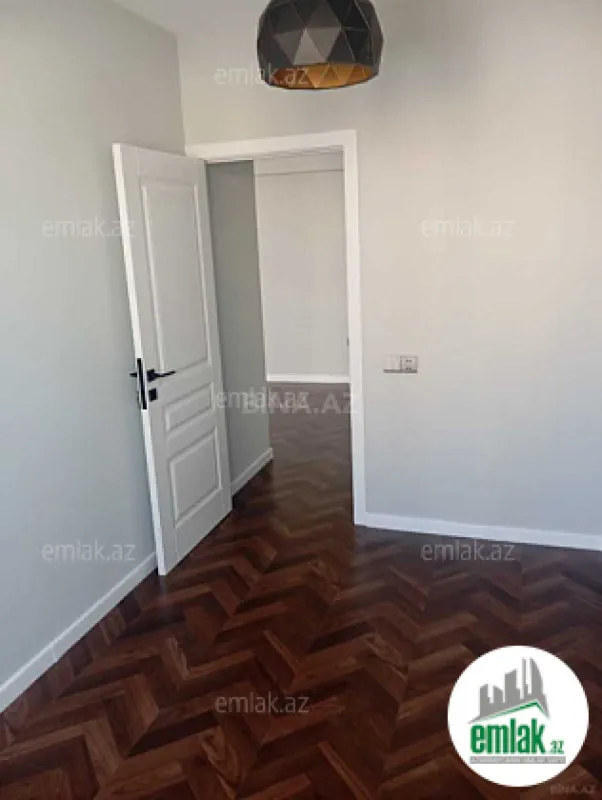 Satılır 2 otaqlı köhnə tikili 50 m²