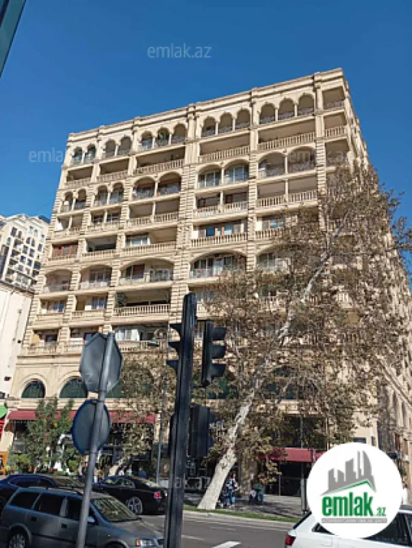 Satılır 2 otaqlı köhnə tikili 50 m²