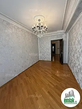 Satılır 3 otaqlı yeni tikili 140 m²