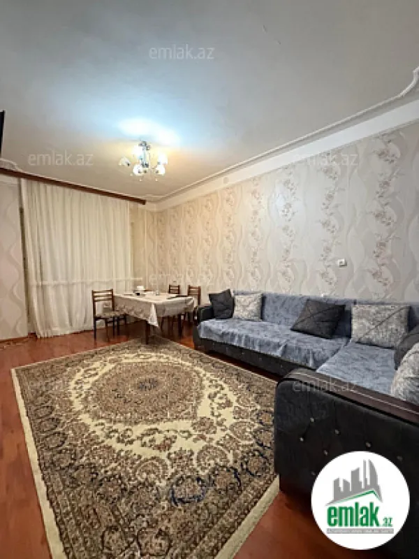 Satılır 3 otaqlı köhnə tikili 90 m²