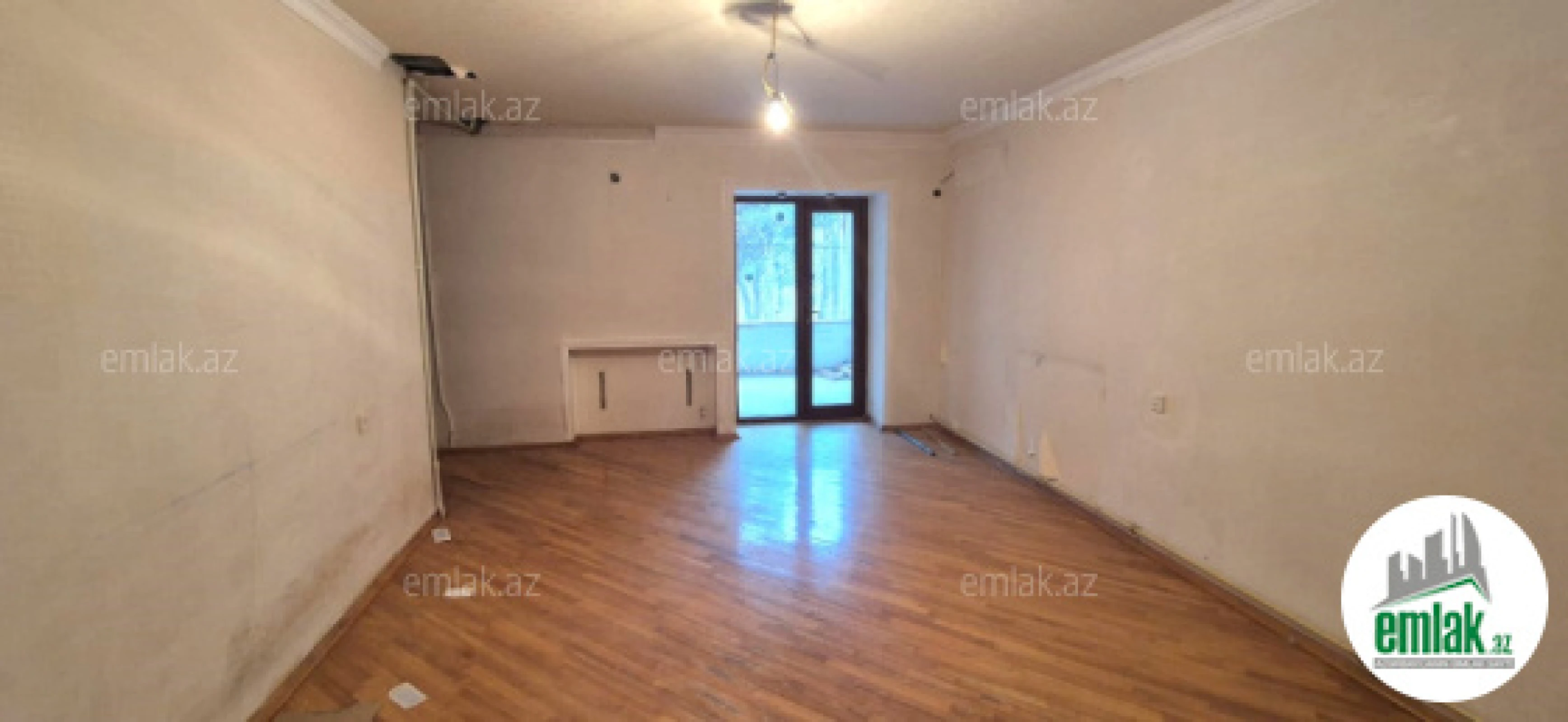 Satılır 3 otaqlı köhnə tikili 80 m²