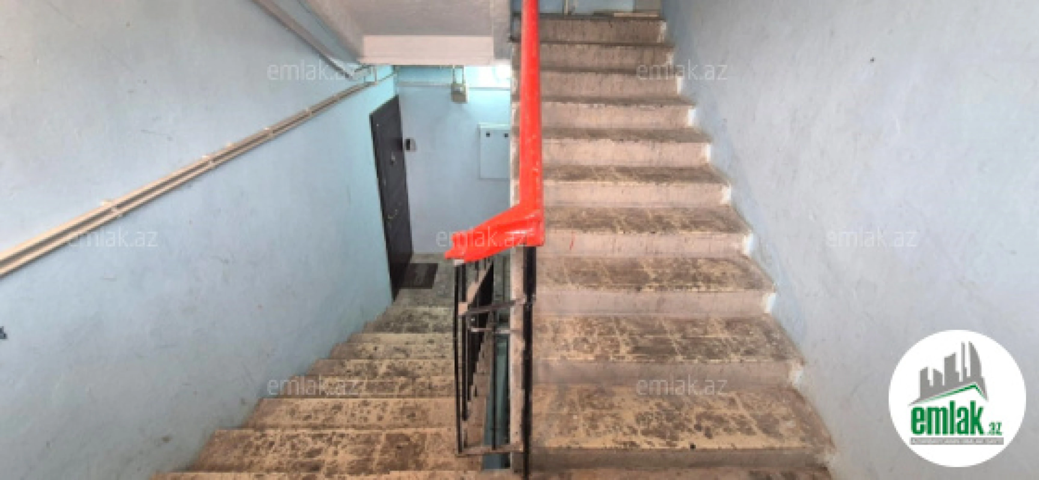 Satılır 3 otaqlı köhnə tikili 80 m²