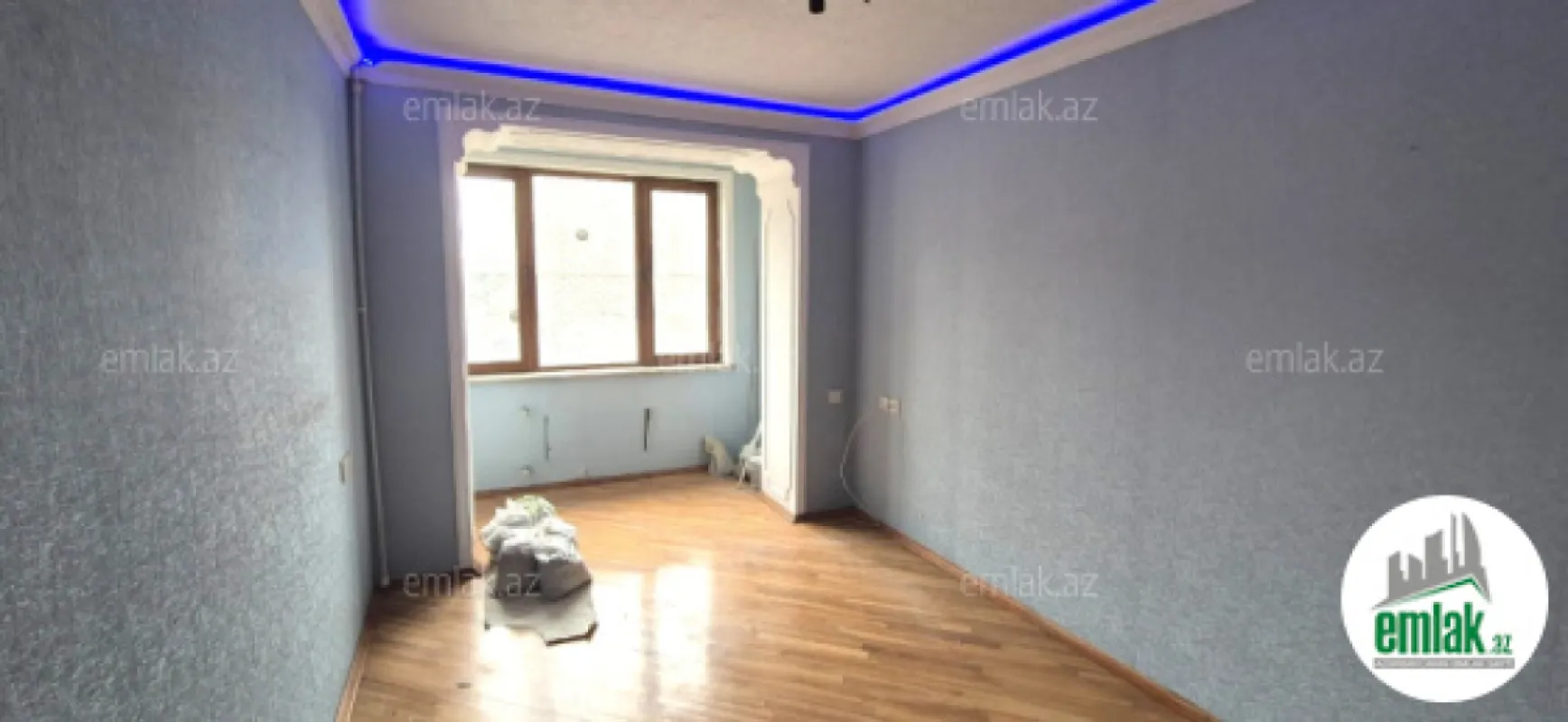 Satılır 3 otaqlı köhnə tikili 80 m²