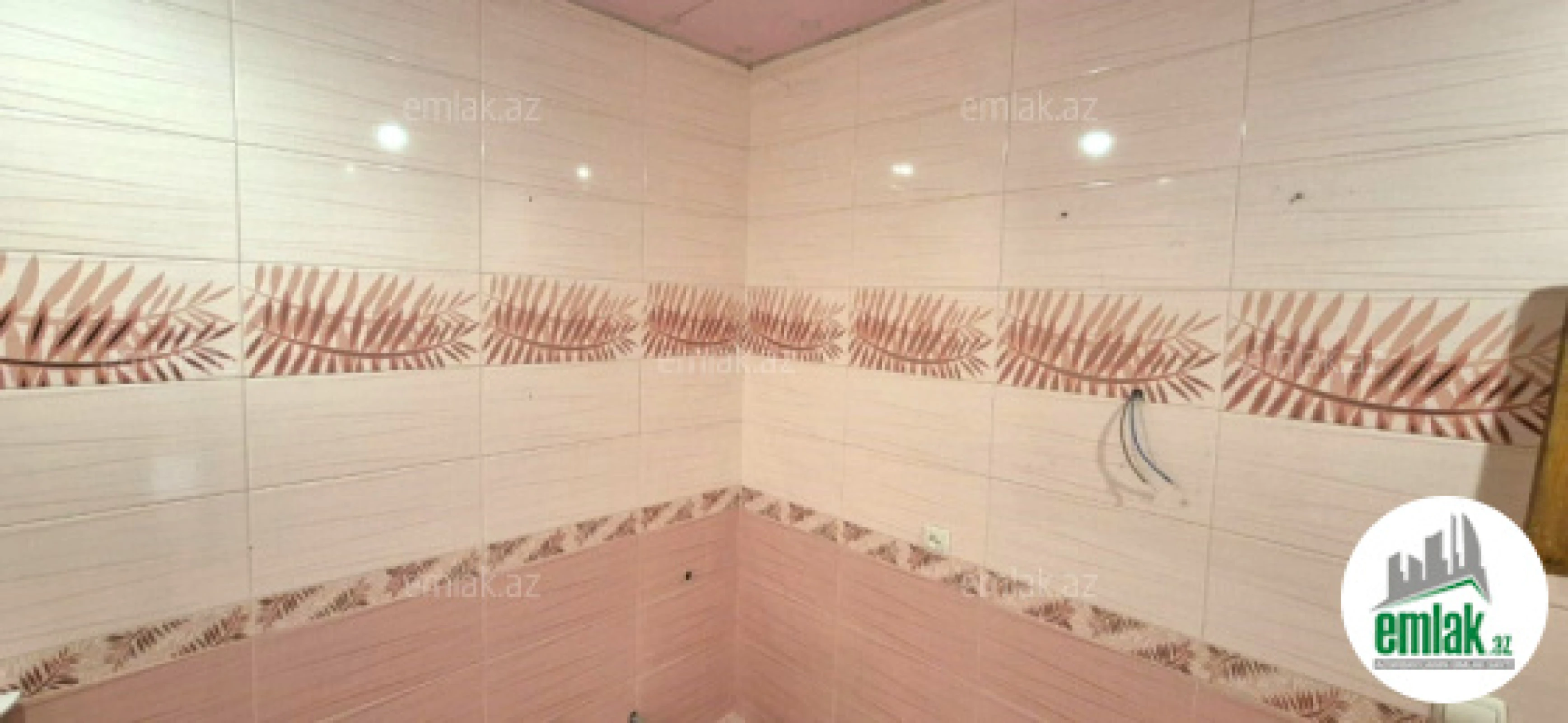 Satılır 3 otaqlı köhnə tikili 80 m²