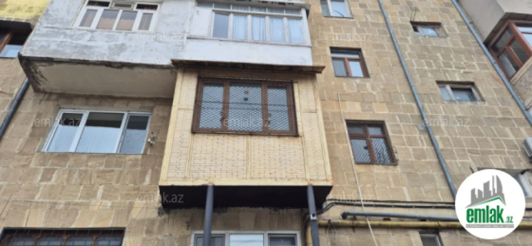 Satılır 3 otaqlı köhnə tikili 80 m²