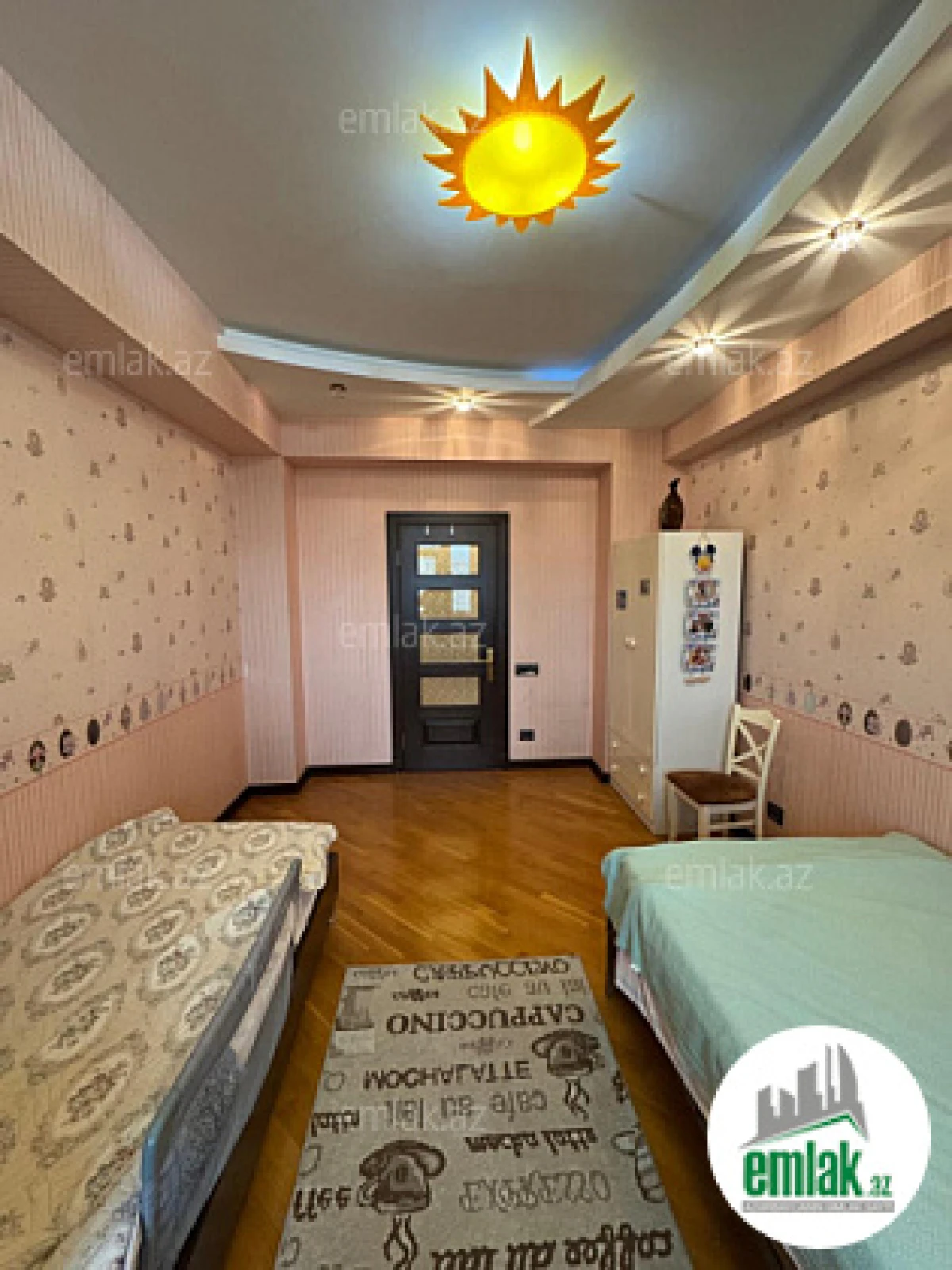 Satılır 4 otaqlı yeni tikili 215 m²