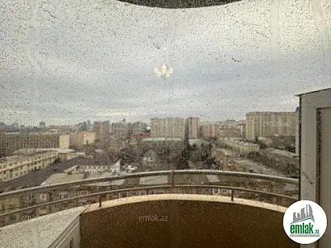 Satılır 4 otaqlı yeni tikili 215 m²