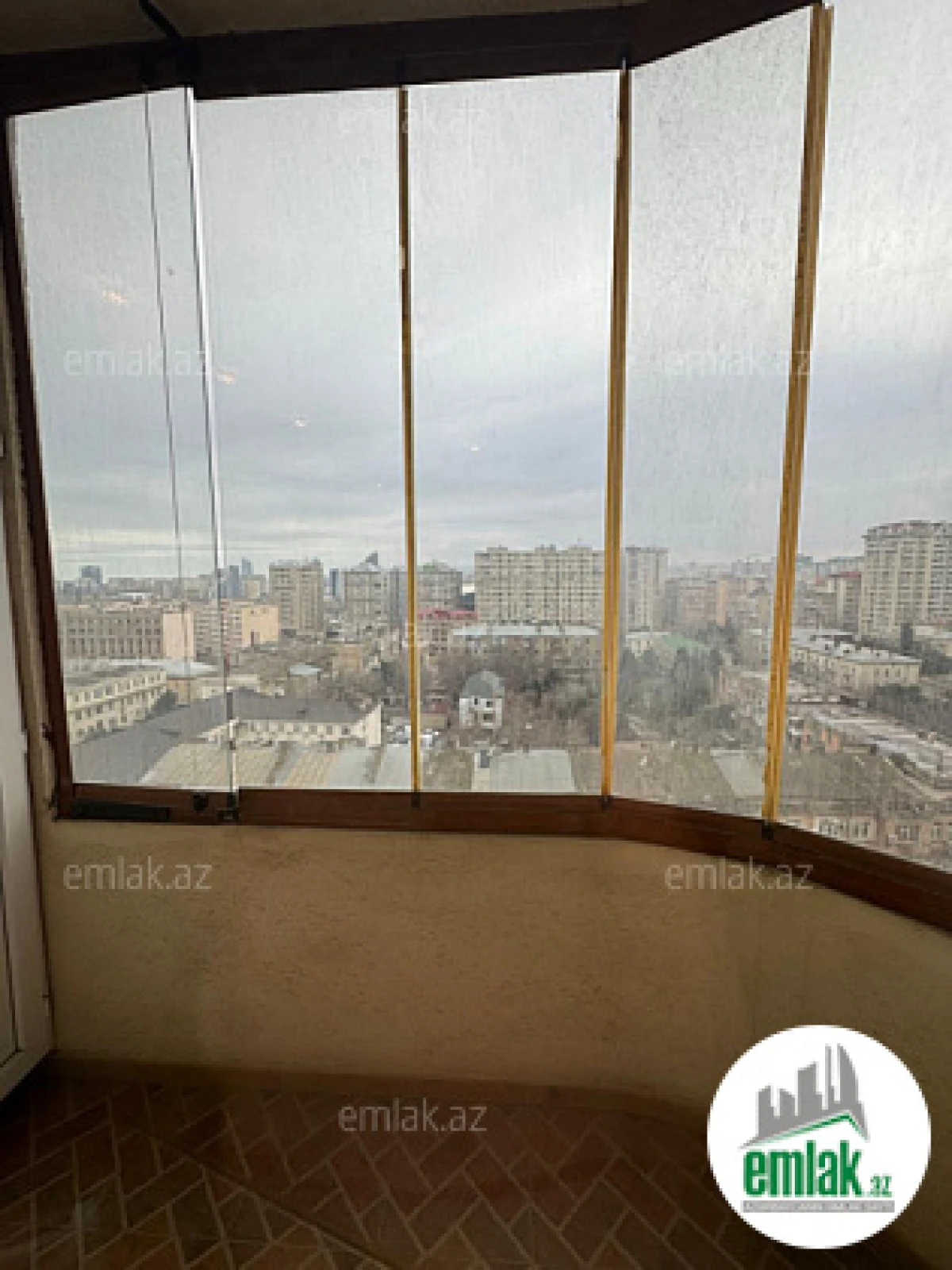 Satılır 4 otaqlı yeni tikili 215 m²