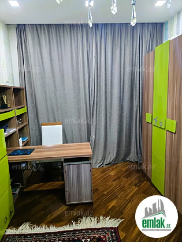 Satılır 4 otaqlı yeni tikili 195 m²