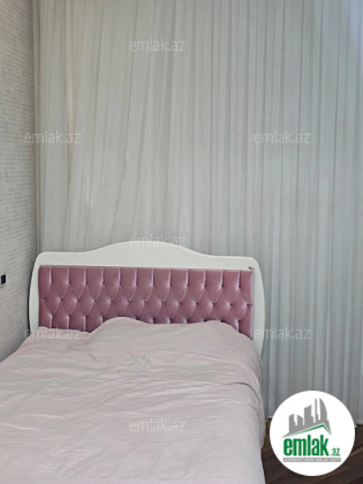 Satılır 4 otaqlı yeni tikili 195 m²