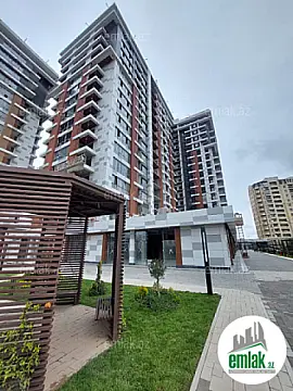 Satılır 3 otaqlı yeni tikili 100 m²