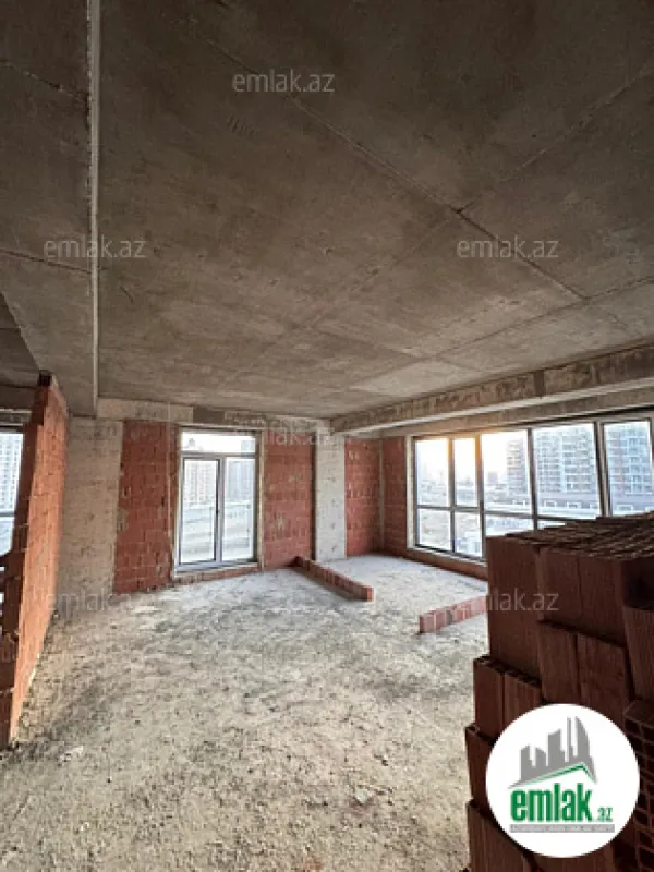 Satılır 3 otaqlı yeni tikili 100 m²