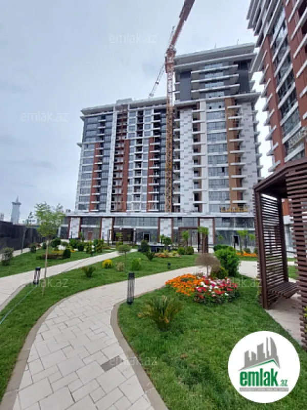 Satılır 3 otaqlı yeni tikili 100 m²