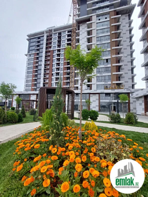 Satılır 3 otaqlı yeni tikili 100 m²