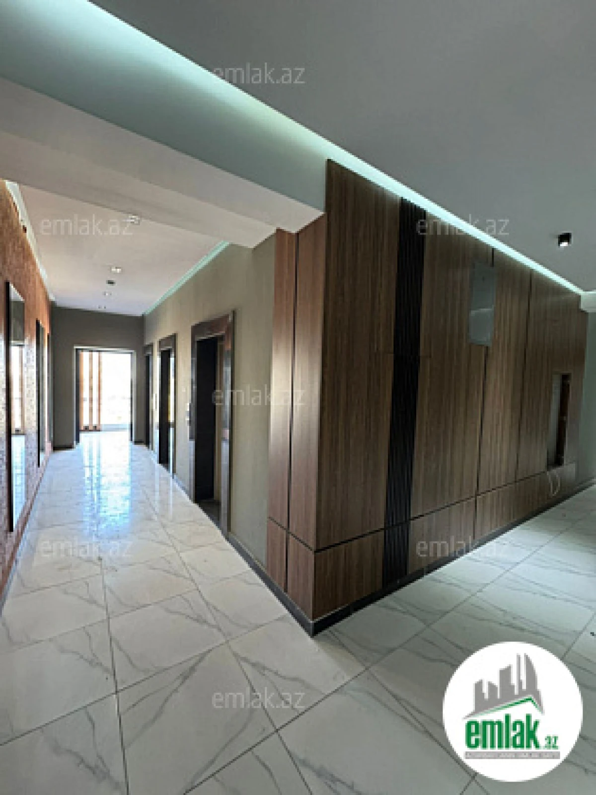 Satılır 2 otaqlı yeni tikili 60 m²