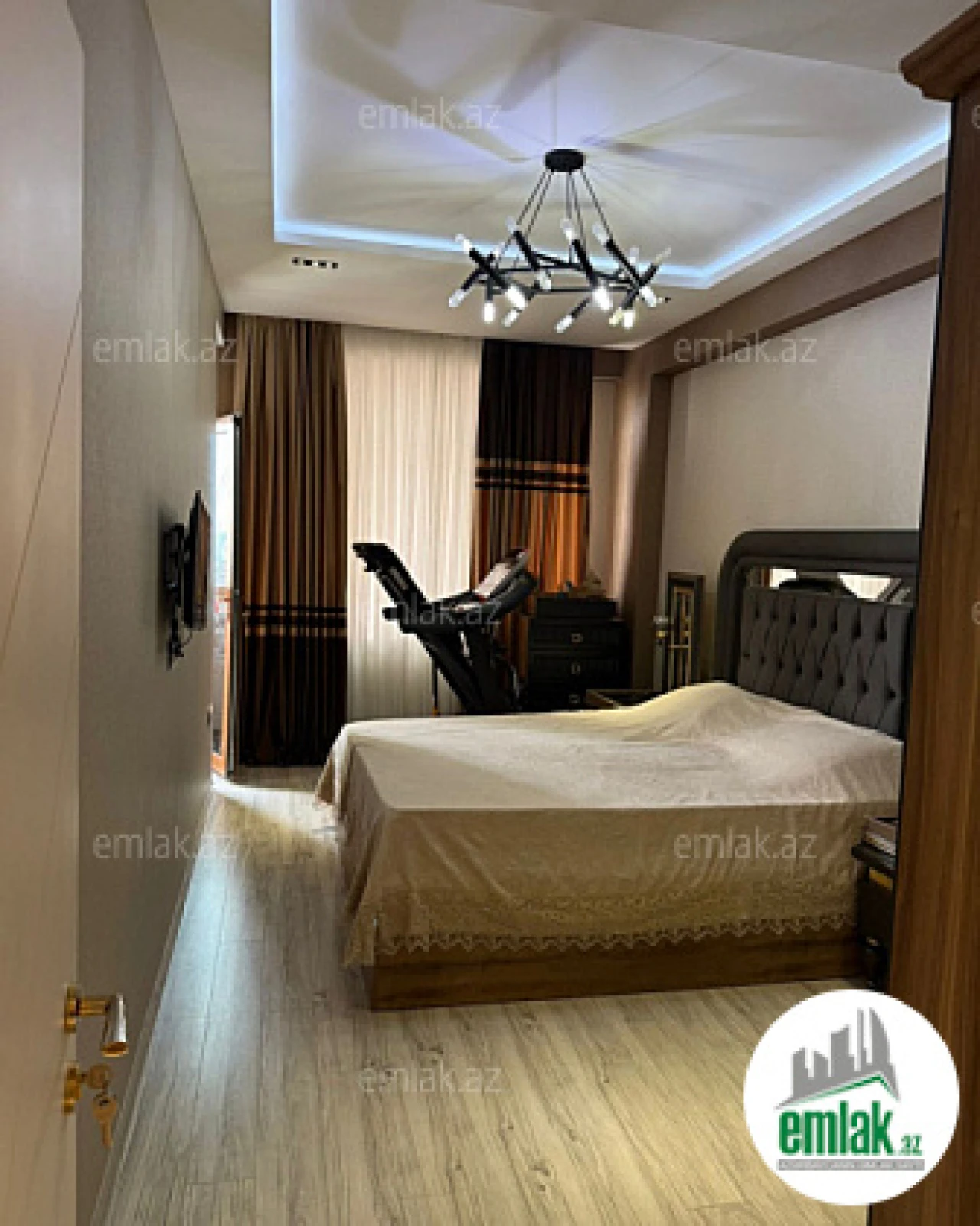 Satılır 3 otaqlı yeni tikili 132 m²