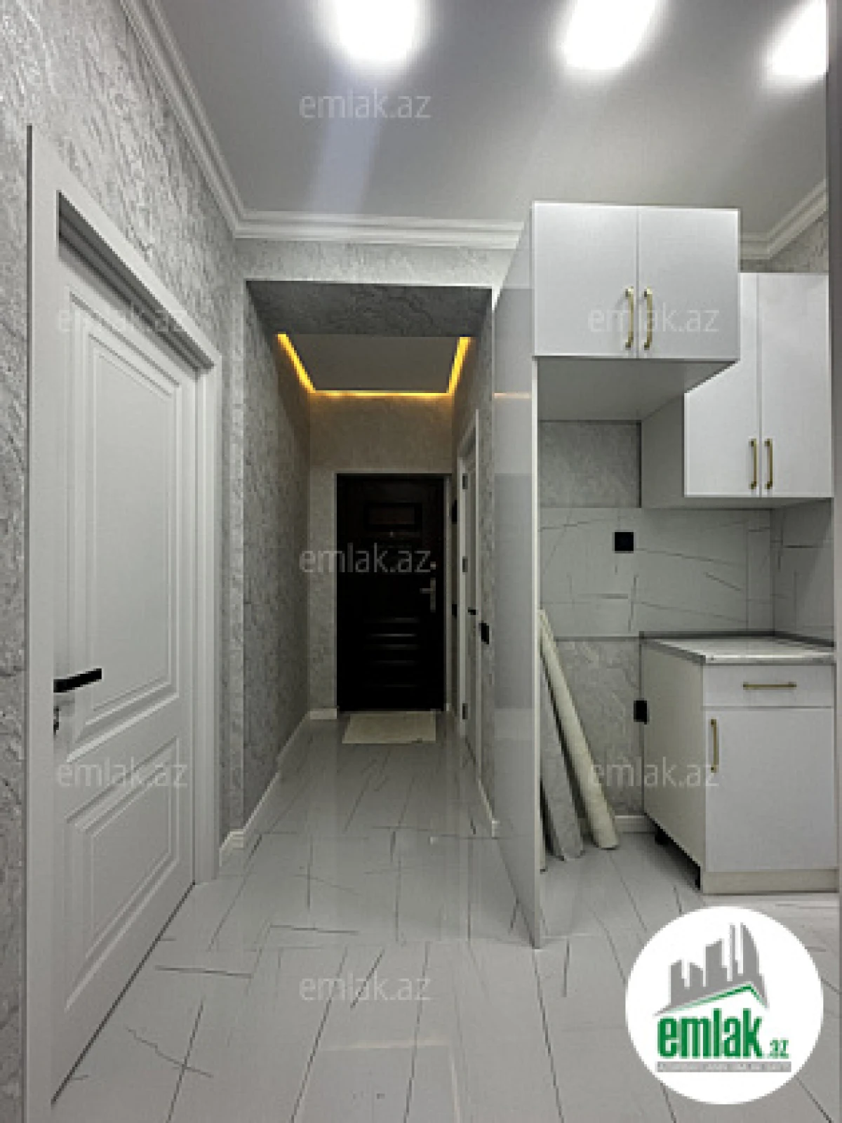 Satılır 2 otaqlı yeni tikili 42 m²