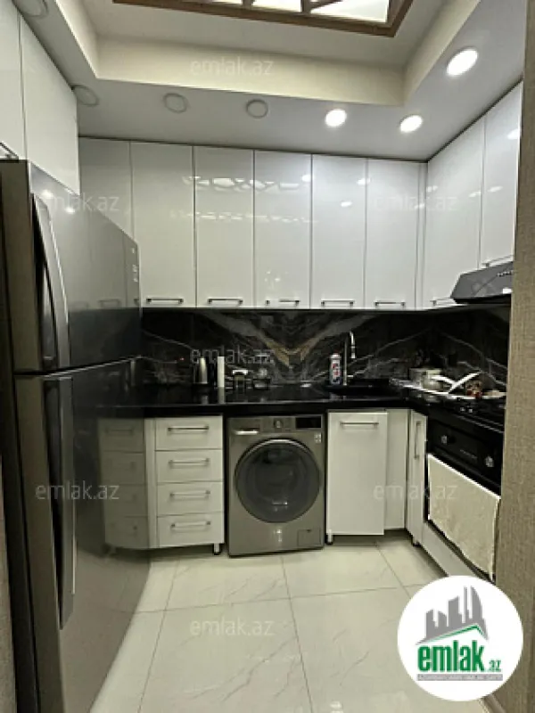 Satılır 3 otaqlı yeni tikili 70 m²