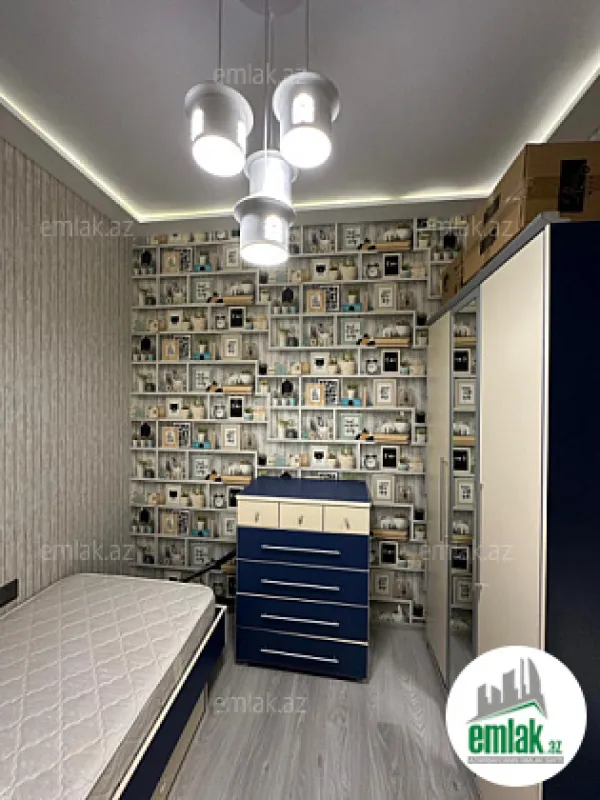 Satılır 3 otaqlı yeni tikili 70 m²