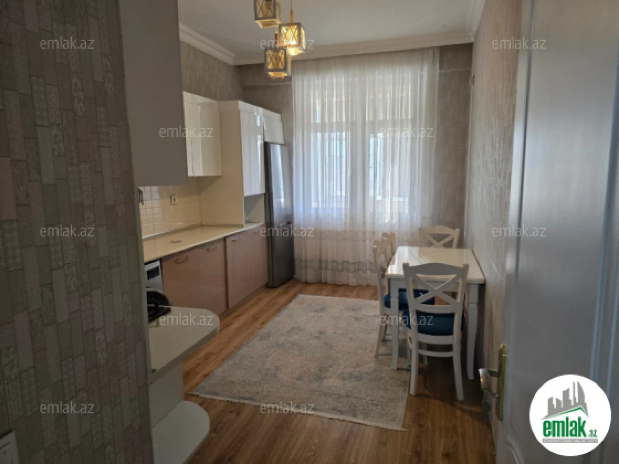 Satılır 2 otaqlı yeni tikili 82.5 m²