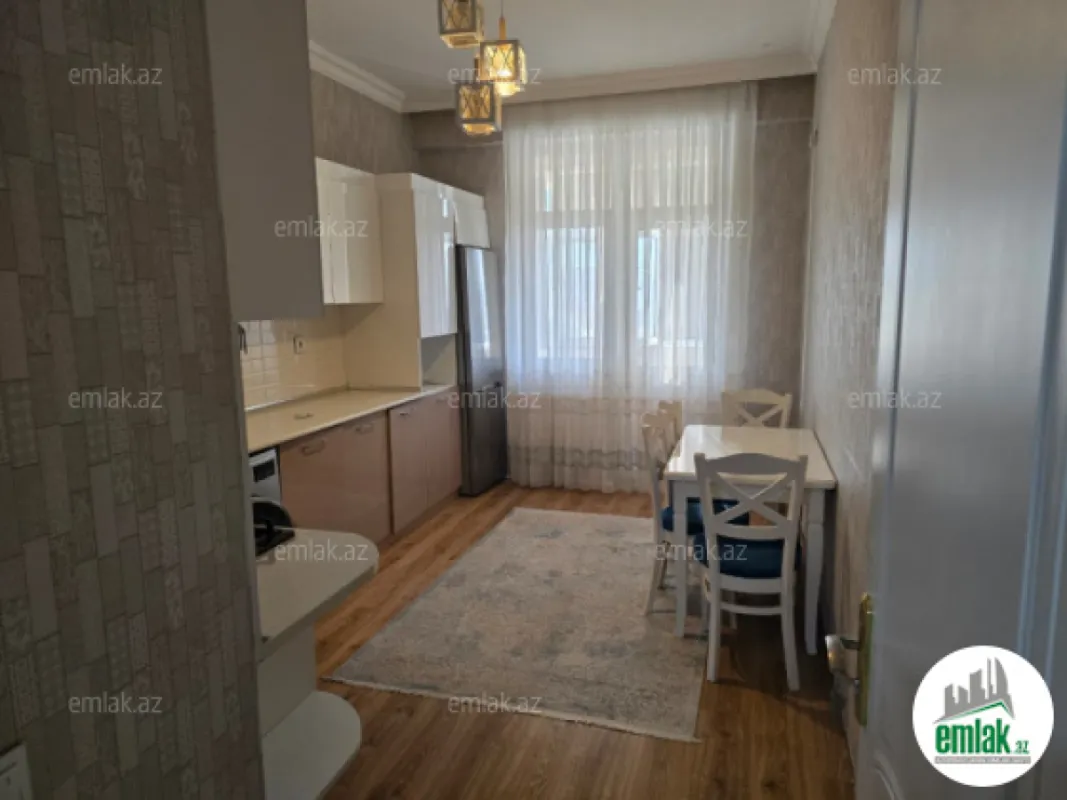 Satılır 2 otaqlı yeni tikili 82.5 m²