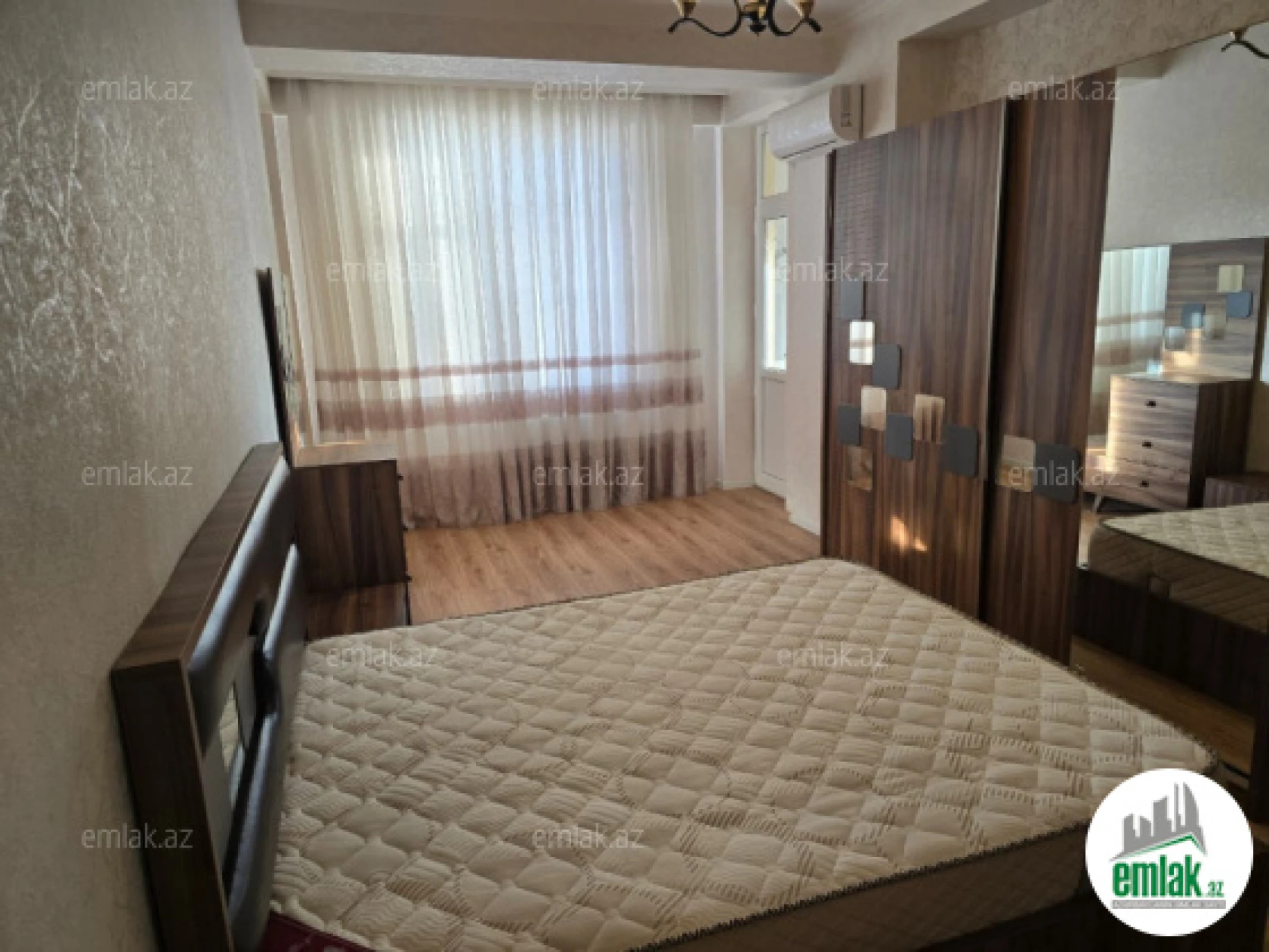 Satılır 2 otaqlı yeni tikili 82.5 m²