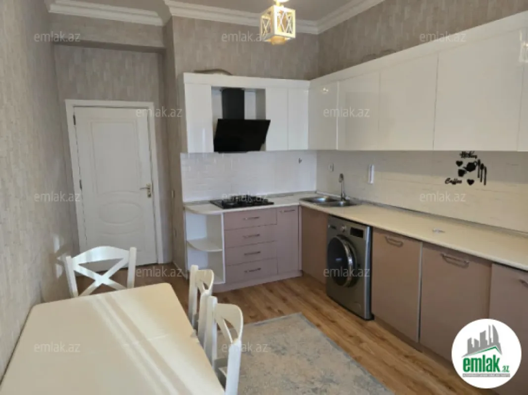 Satılır 2 otaqlı yeni tikili 82.5 m²