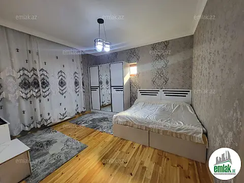 Satılır 5 otaqlı həyət evi 250 m²