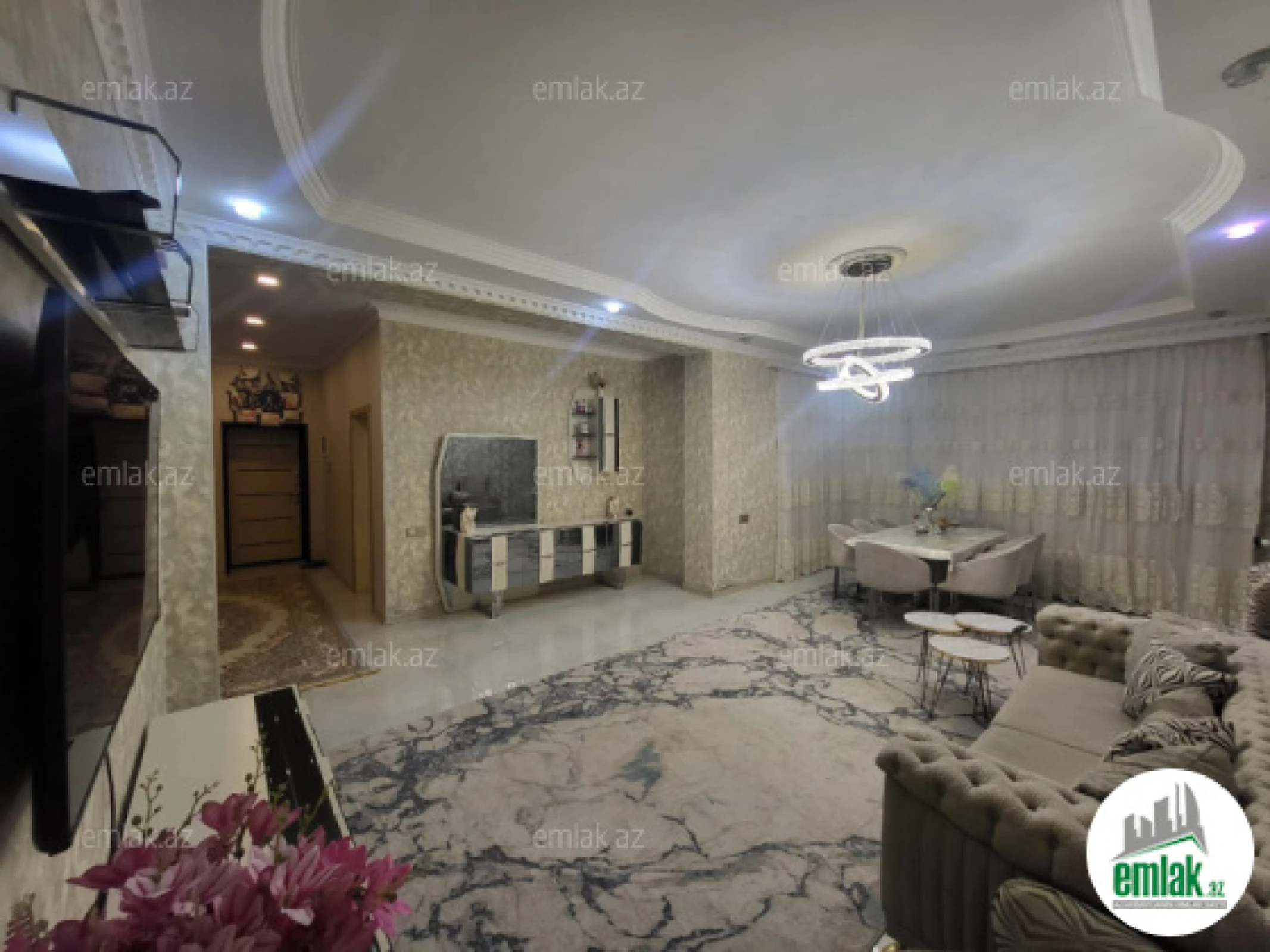 Satılır 5 otaqlı həyət evi 250 m²