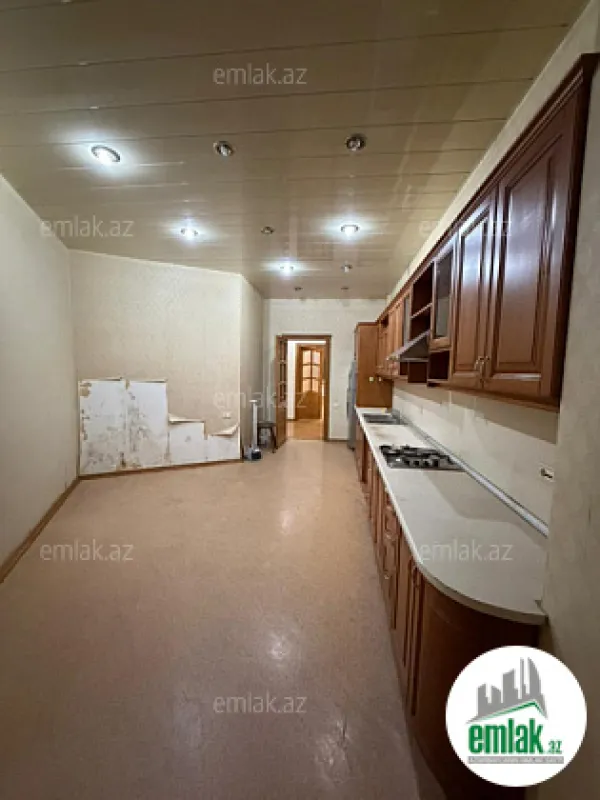 Satılır 4 otaqlı yeni tikili 173 m²