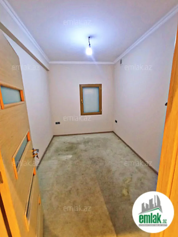 Satılır 3 otaqlı yeni tikili 200 m²