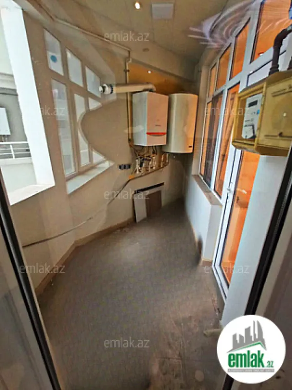 Satılır 3 otaqlı yeni tikili 200 m²