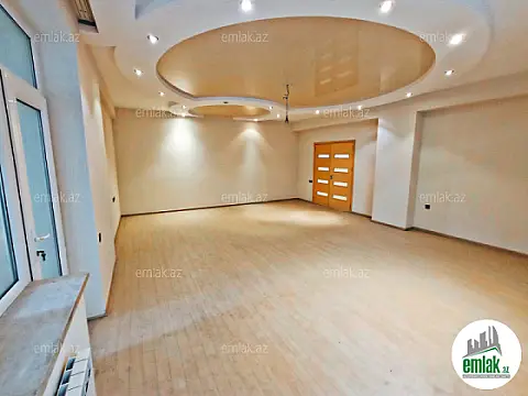 Satılır 3 otaqlı yeni tikili 200 m²